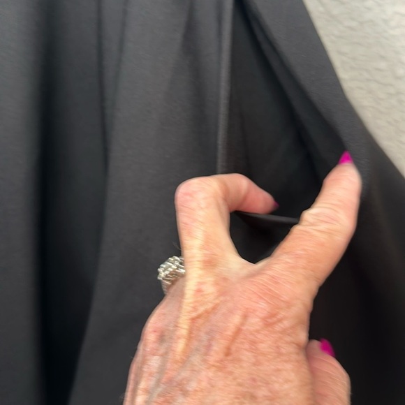 Black Sleeveless V-Neck Cocktail Mini Dress - Picture 15 of 15